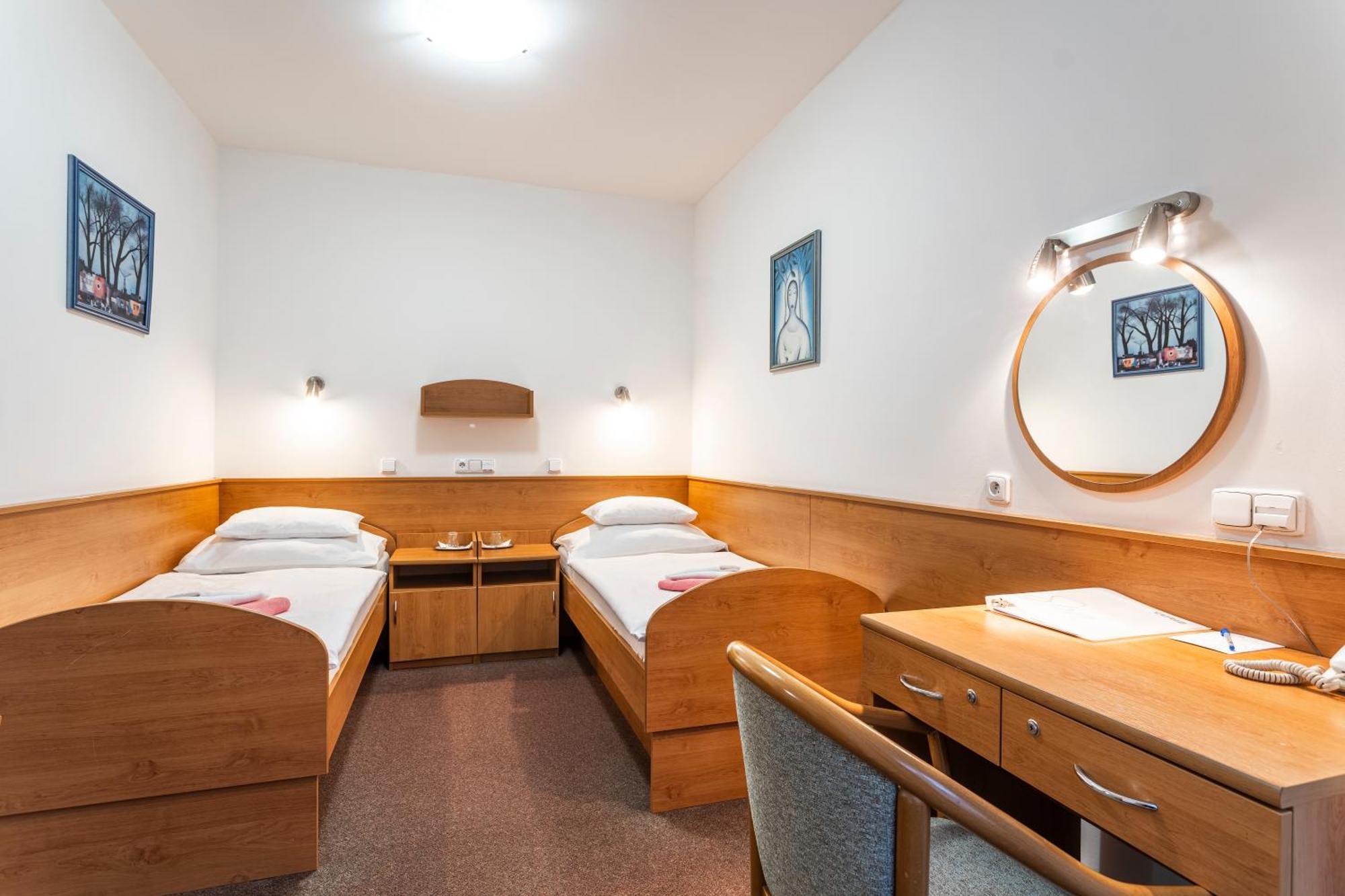 Hotel Luzice Jáchymov Eksteriør billede